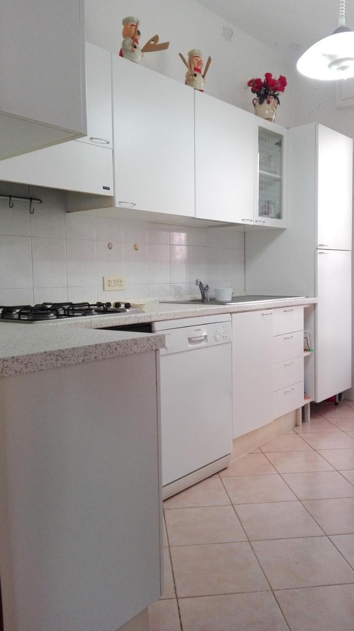 Amelie House Apartment เลวานโต ภายนอก รูปภาพ